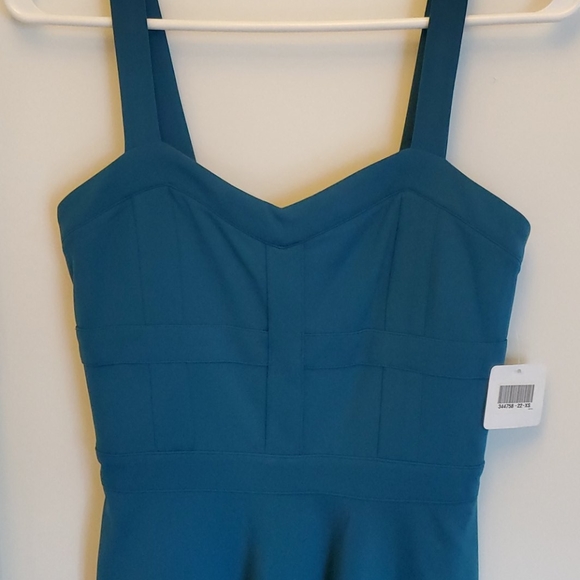 NWT XS Women's Dress - Picture 2 of 5